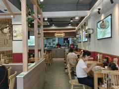 -八二小区抄手(三友路店)