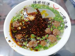 -牛一嘴·兰州牛肉面·大盘鸡(财富中心店)