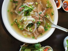 特色越南河粉-大头虾越式风味餐厅(光明广场店)