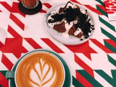 -Line 咖啡(石厦花园店)