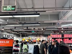 -NIKE上海青浦优选体验店