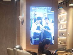 -瑞幸咖啡(外滩SOHO店)