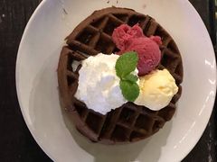 -莓园冰淇淋店