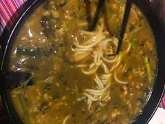 -香巴拉云南餐厅(华莱坞店)