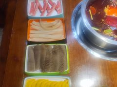 -绵阳森林雨鸭肠王火锅城(丽景花城店)