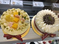 -花花卷卷·鲜食蛋糕(静安久光百货店)
