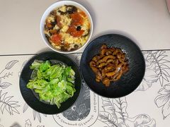 -悦芽照护月嫂+育儿嫂(杭州店)