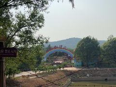 -雪山彩虹谷景区