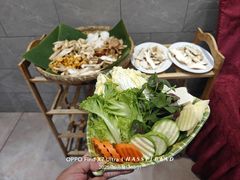 -原林野山菌火锅·炒菌(关上野生菌一条街店)
