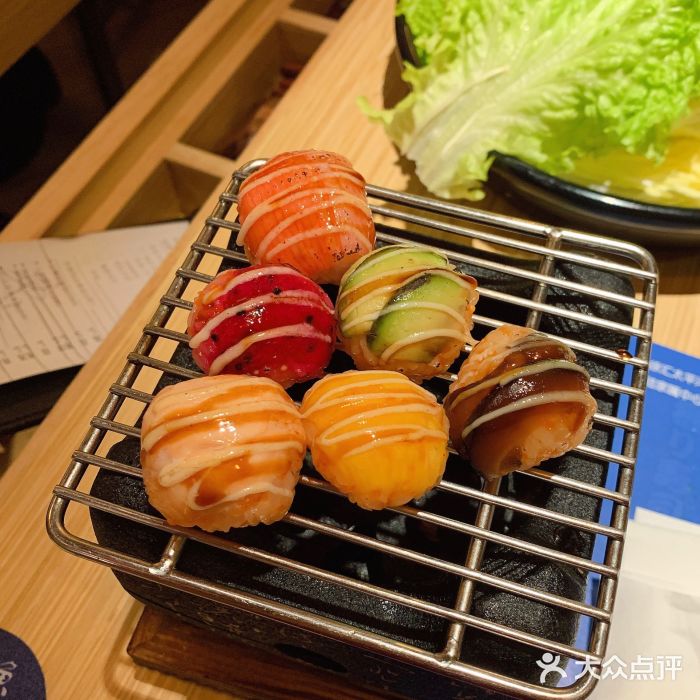 舞漁日料美人胶原锅(陆家嘴中心店)火炙霹雳球（9颗）图片