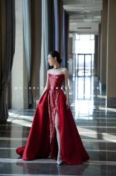 -LOVINA洛维娜婚纱礼服