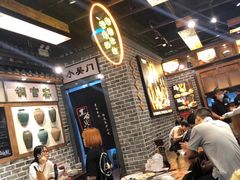 -黑白电视长沙小吃(美林M·LIVE天地东座店)