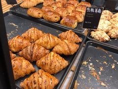 -Dough&Joe团憩(瑞虹天地月亮湾店)