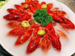 -沪小胖小龙虾(淮海中路旗舰店)