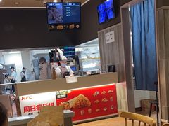 -肯德基(东安路站店)