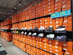 -五环Outlets(高新工厂店)