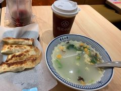 -遇见小面(东方宝泰店)
