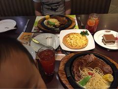 菲滋比萨(银泰店)-菲滋意式餐厅(金华银泰城店)