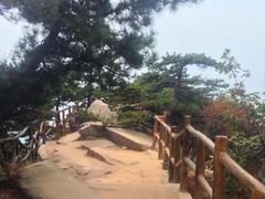 -罗田薄刀峰风景区