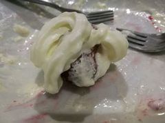 -天品味 一口吃榴莲泡芙