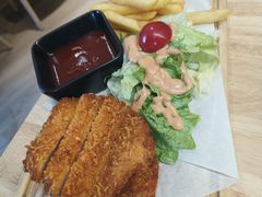 -刀叉遇上筷子中西融合餐厅(和平店)