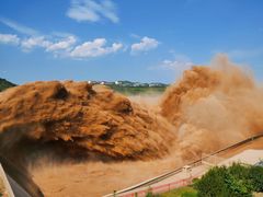 -黄河小浪底水利枢纽风景区