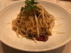 -满江红四季餐厅 · 国家五钻级酒家(新纪元大酒店店)