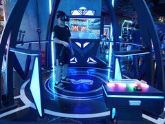 -世代星球·保龄球·镭战真人CS·团建(杨浦店)