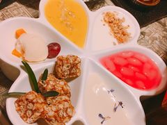 -桂满陇·蟹黄小笼汤包(中山公园店)