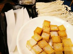 鱼豆腐-鸡遇虾煲干锅火锅(小寨金莎店)