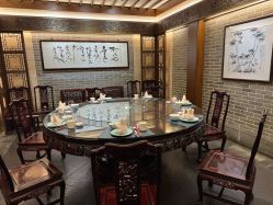 -梅龙镇酒家·宴会厅(南京西路总店)