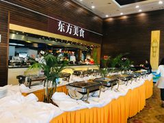 自助取餐区-东方苑自助餐厅(稻香湖景酒店)