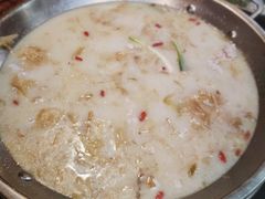 -老来福·非遗酸汤兔(凯旋路店)