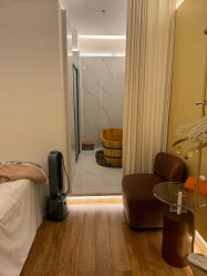 -苑苑vbeauty科技美容SPA
