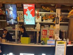 -暴风岛沉浸式体验馆(百联世纪店)