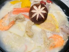 -三人行骨头王火锅(长寿店)