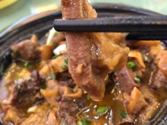 萝卜牛腩煲-大天然酒店(军民路店)