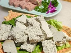 -巴渝瓦肆重庆鲜火锅(宝龙环湖店)