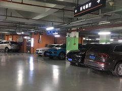 -九六广场-停车场