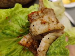 -山焱·炭火自助烤肉(周浦万达店)