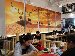 大堂-嘻小北·兰州清汤牛肉面(太平洋森活天地店)