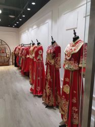 -Lady  Jane高端婚纱礼服馆
