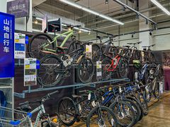 -迪卡侬(金龙湖店)