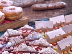 -巴黎贝甜(大宁国际商业广场店)