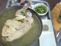 -亲昵春川鸡排(韩国美食街店)