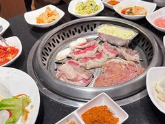 -木槿花韩式炭烤·熟成肉工坊(孙文东路店)