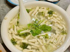 酸辣豆腐汤-清风园肘子馆(万家大激店)