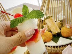 -HUATA 'Holiday Plan 花榻