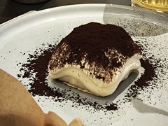 提拉米苏云朵-必胜客(大悦城店)