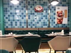 大堂-东鑫记港式茶餐厅(南京东路店)